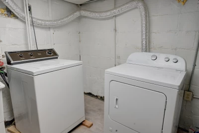 West Allis, WI 84720