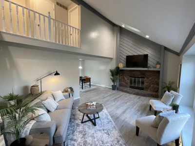 North Canton, OH 44720