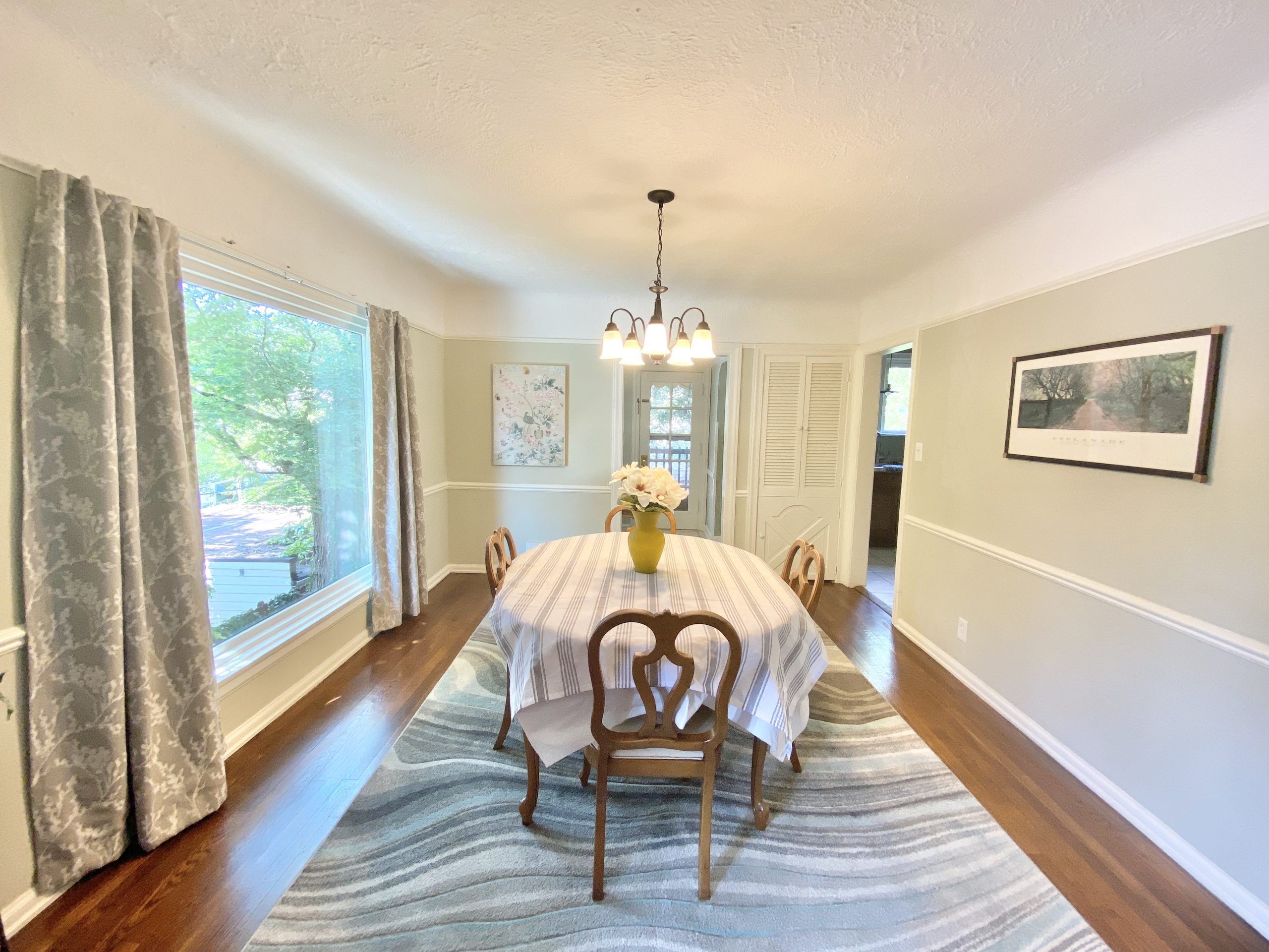 Shaker Heights, OH 44122