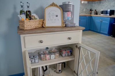 West Allis, WI 84720