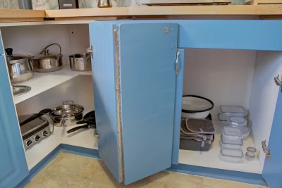 West Allis, WI 84720