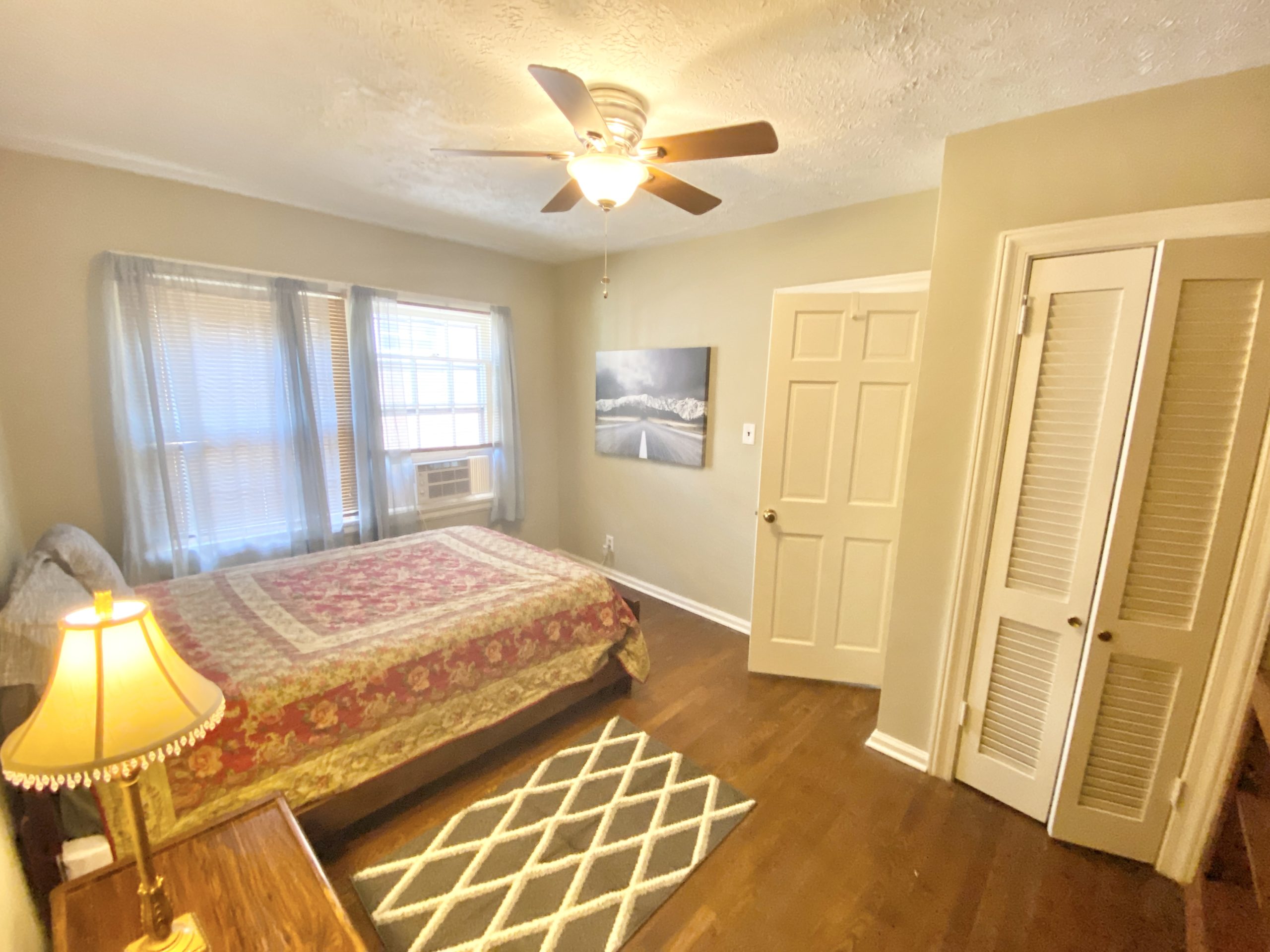 Shaker Heights, OH 44122