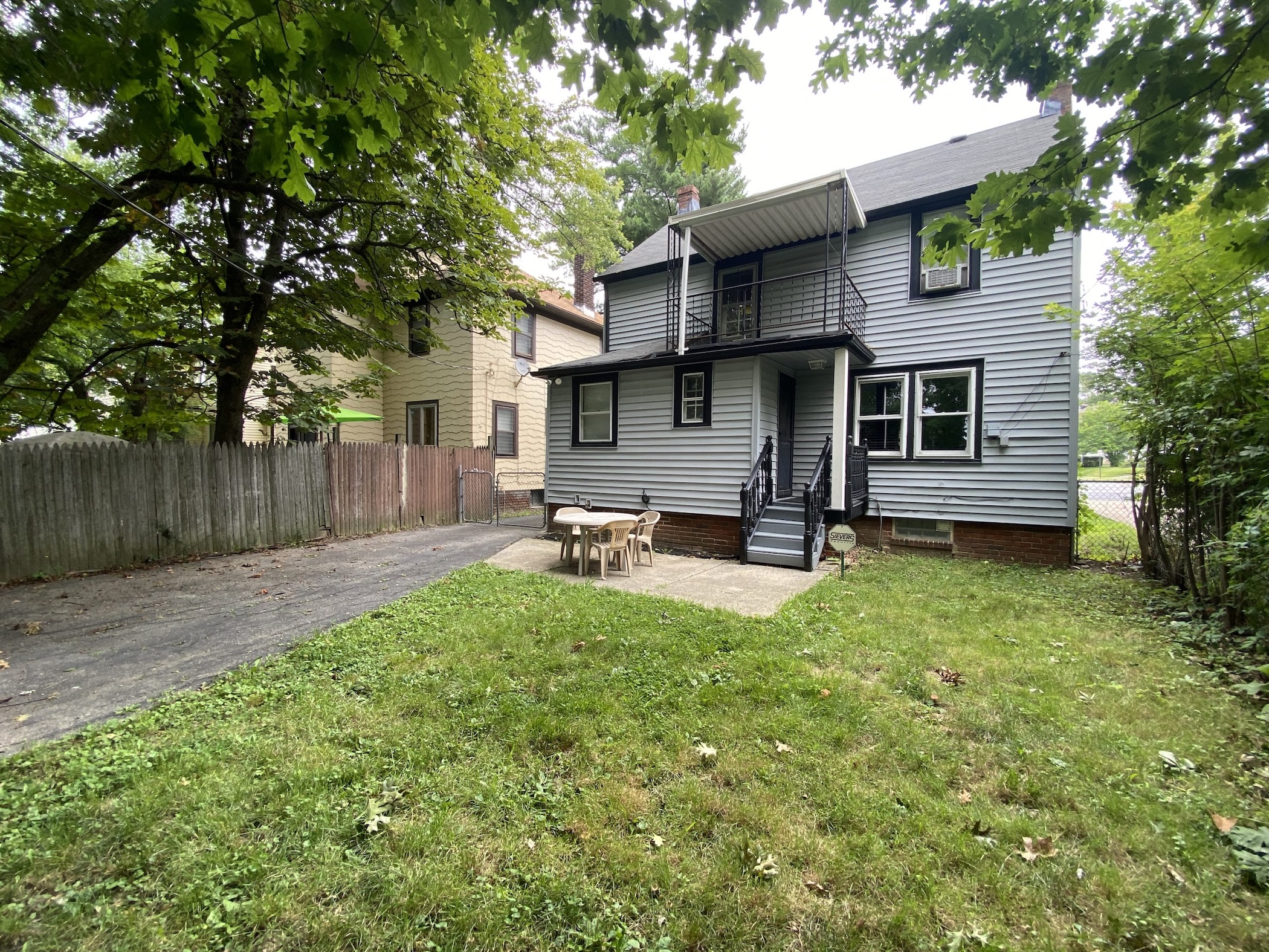 Cleveland Heights, OH 44112