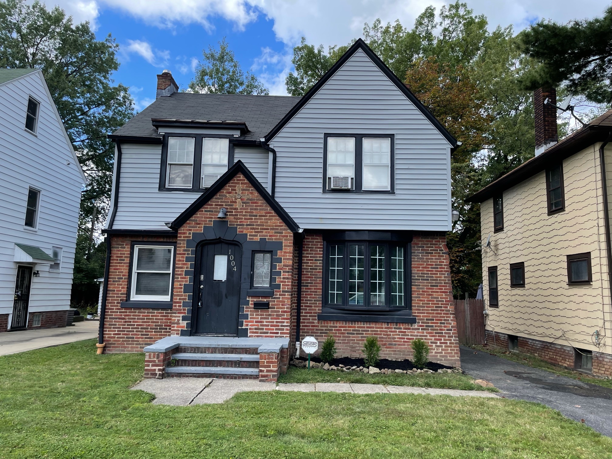 Cleveland Heights, OH 44112