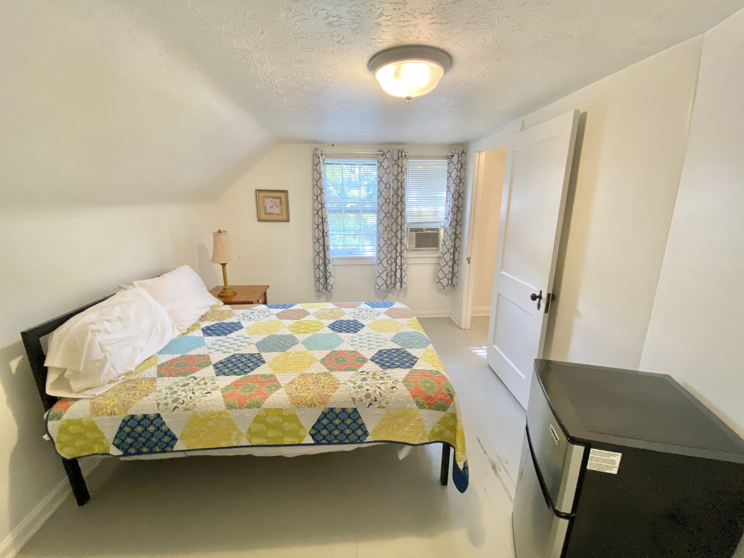 Shaker Heights, OH 44122