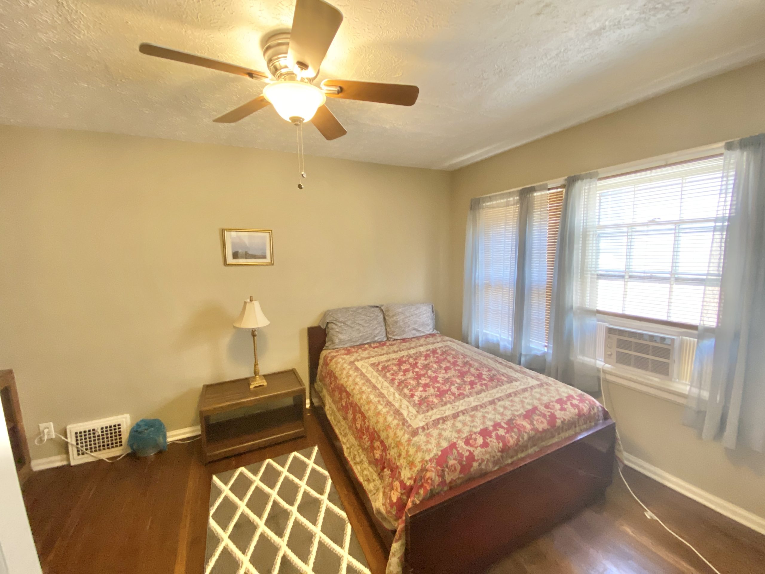 Shaker Heights, OH 44122