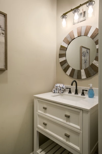 Albuquerque, NM 87111