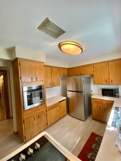 East Cleveland, OH 44112