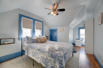 West Allis, WI 84720