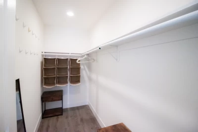  Los Angeles, CA 90047