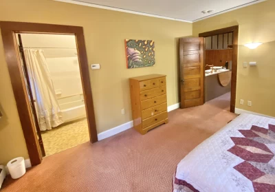 Cleveland Heights, OH 44118