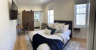 Philadelphia, PA 19132