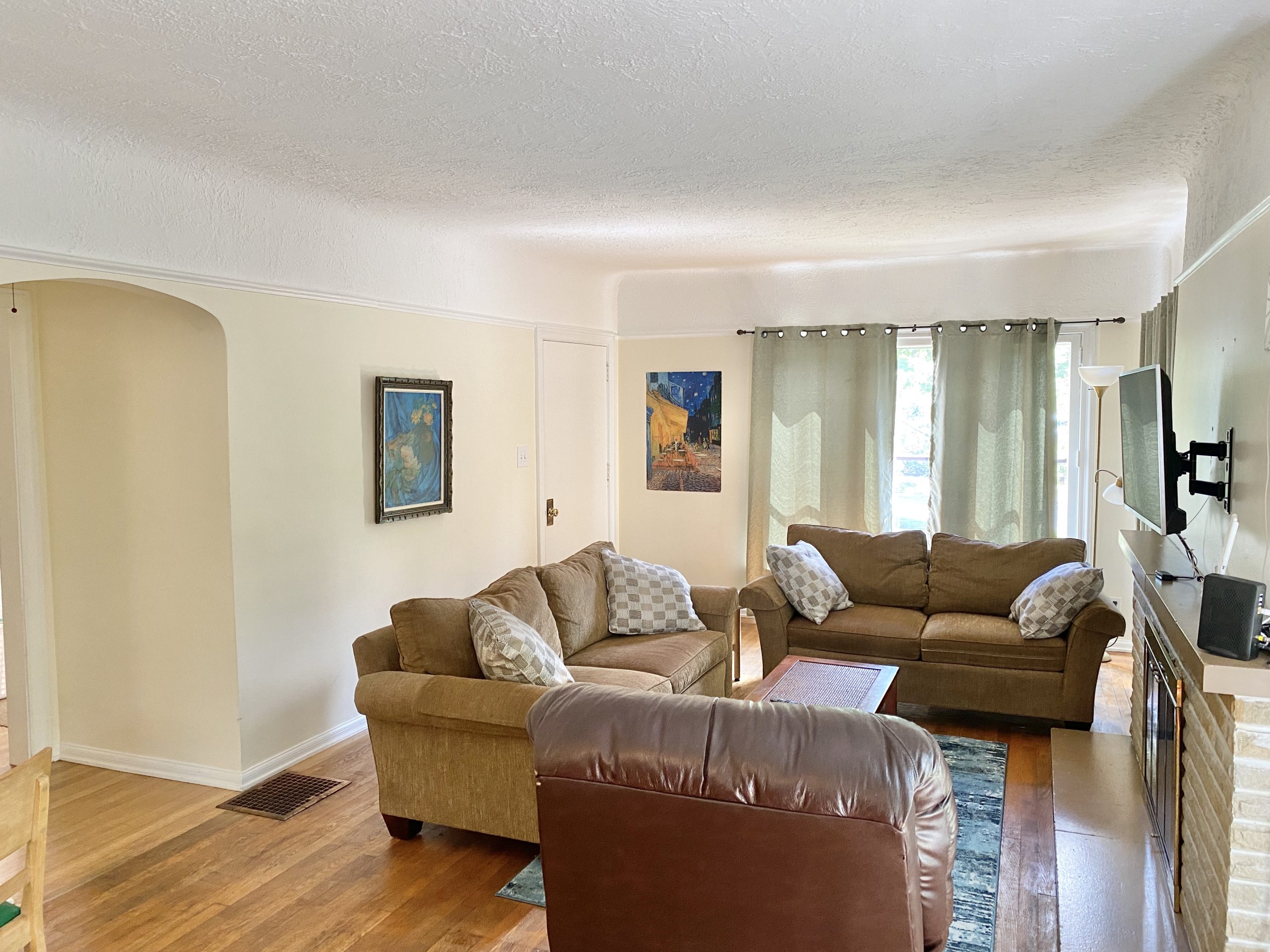 Shaker Heights, OH 44122