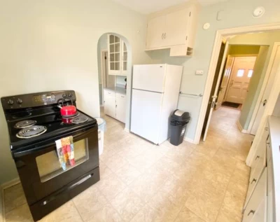 East Cleveland, OH 44112