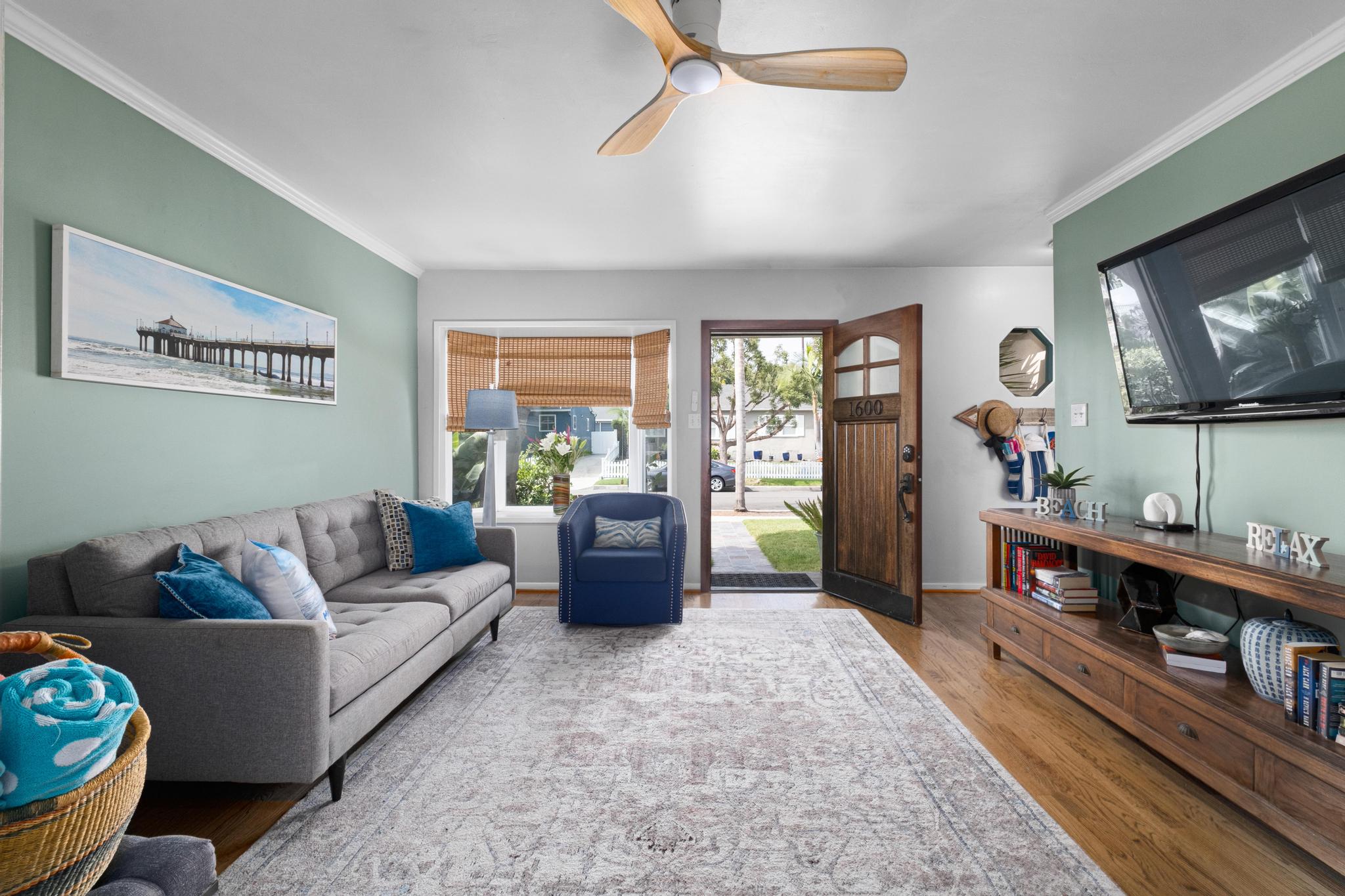 Manhattan Beach, CA 90266