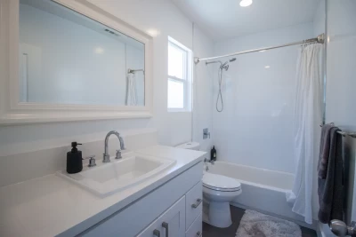  Los Angeles, CA 90047