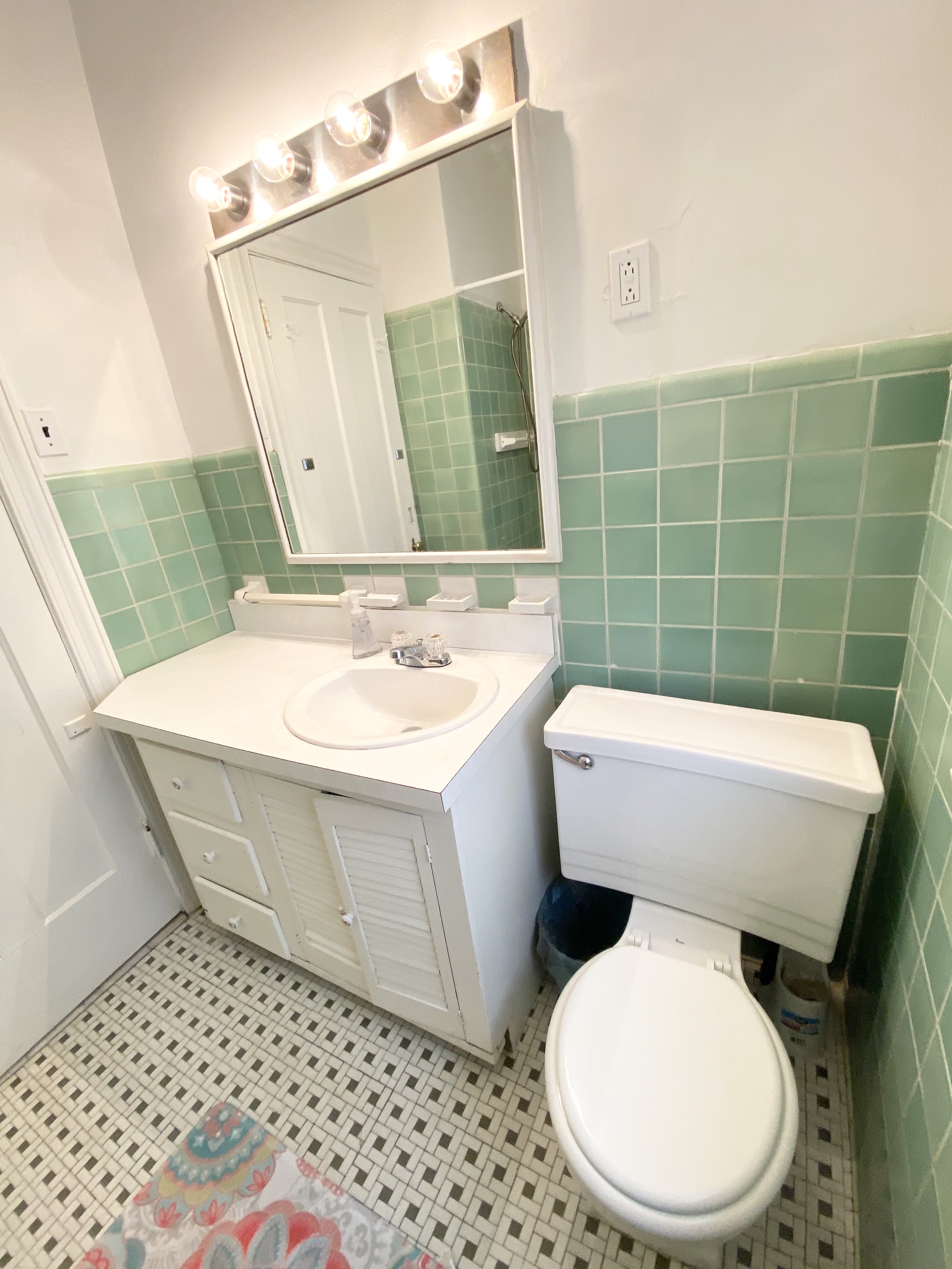 Shaker Heights, OH 44122