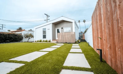  Los Angeles, CA 90047