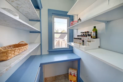 West Allis, WI 84720