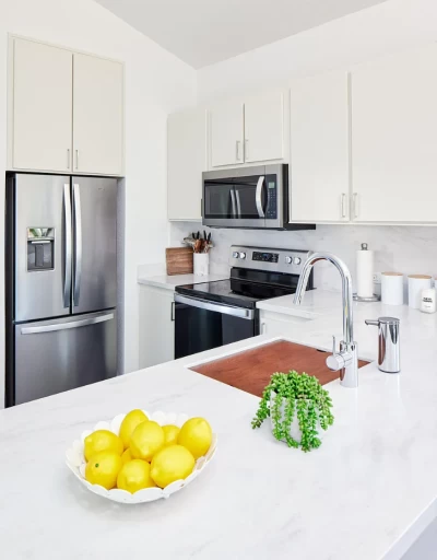  Los Angeles, CA 90047