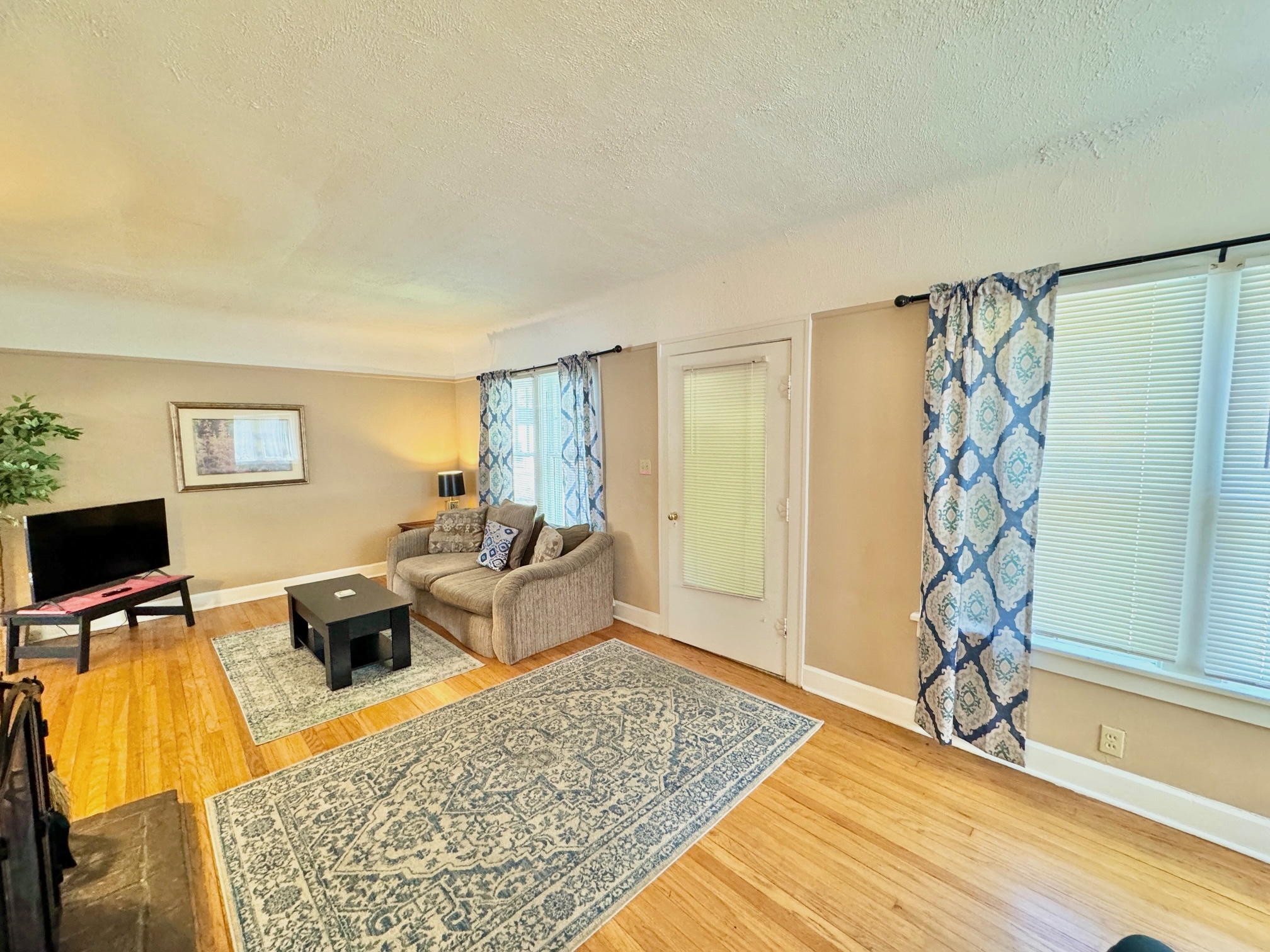 Cleveland Heights, OH 44118