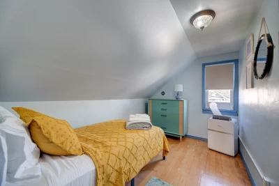 West Allis, WI 84720