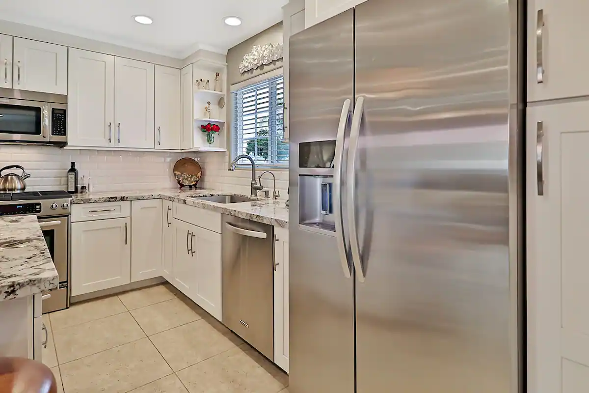 Thousand Oaks, CA 91320