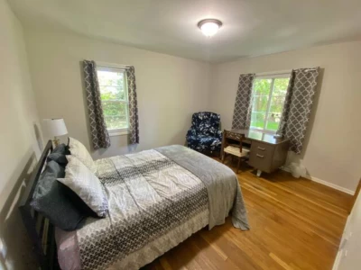 East Cleveland, OH 44112