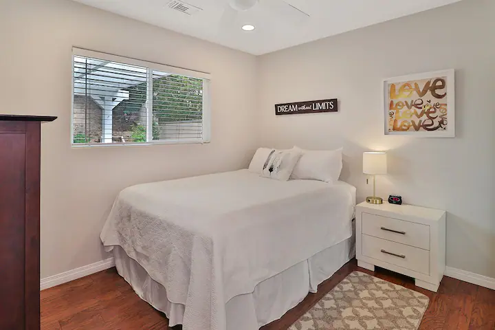 Thousand Oaks, CA 91320