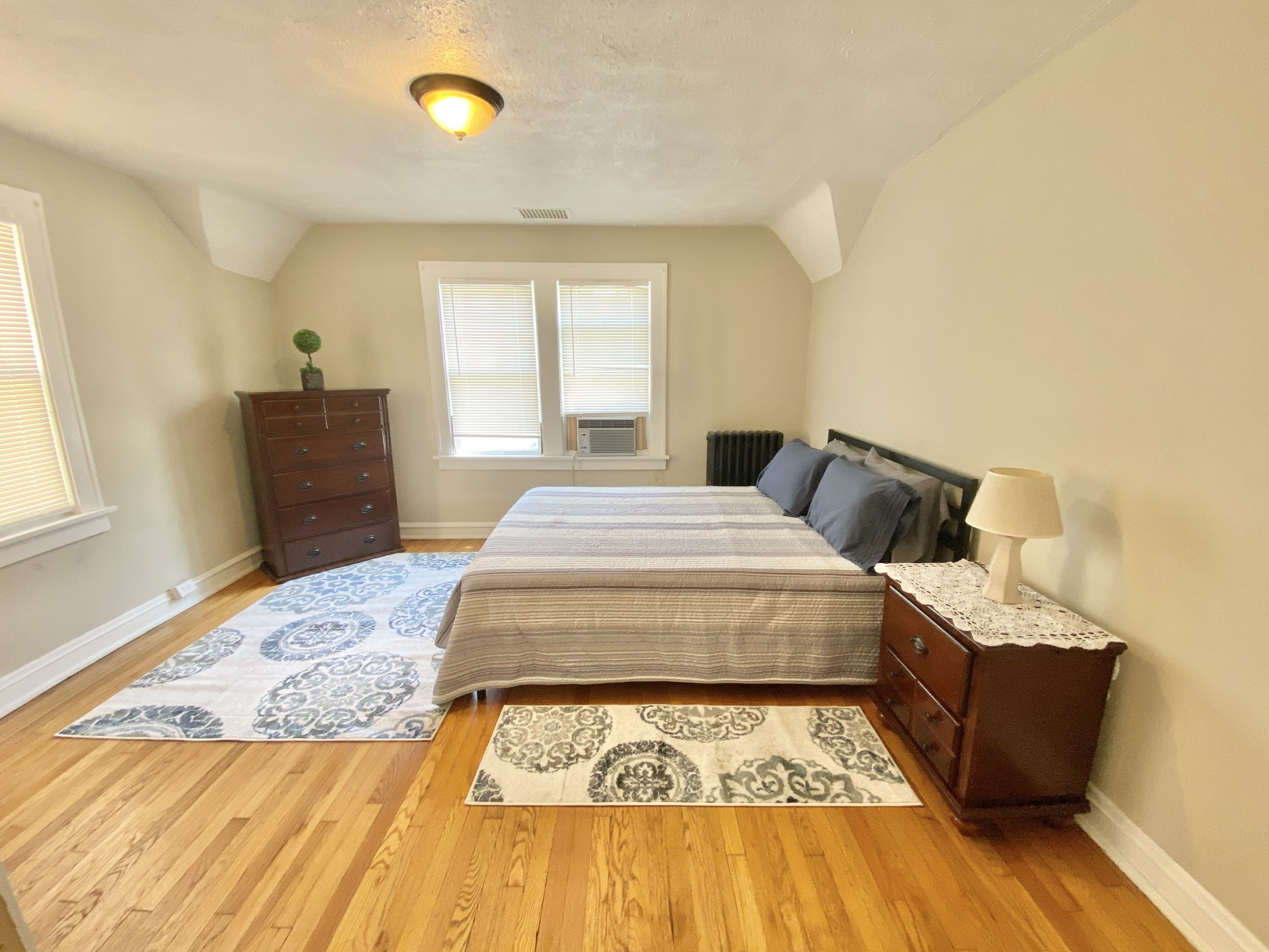 Cleveland Heights, OH 44112