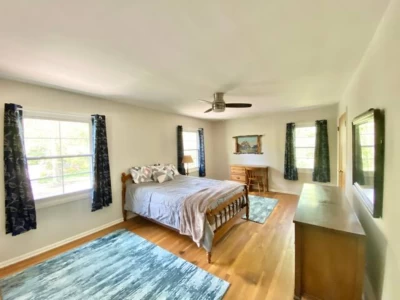 East Cleveland, OH 44112